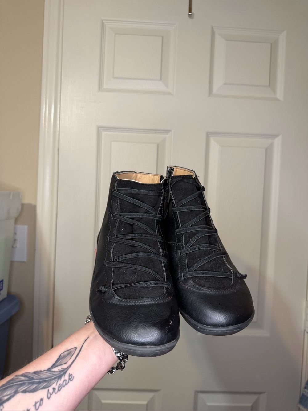 black Womenyiaor ankle booties size 7.5